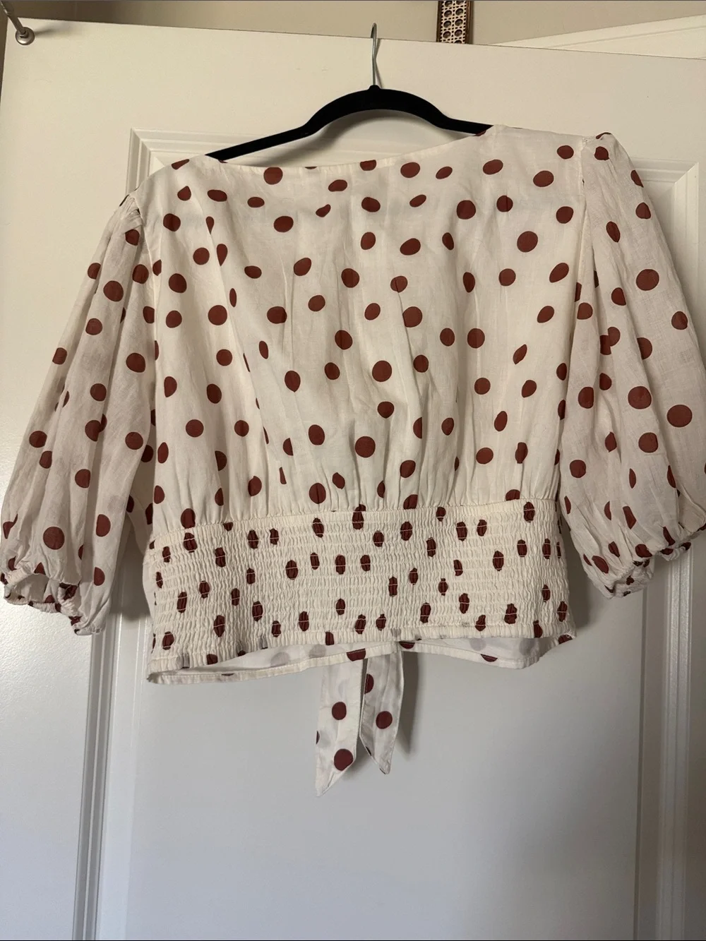 Abercrombie & Fitch White Crop Top with Rust Polka Dots and Tie Front